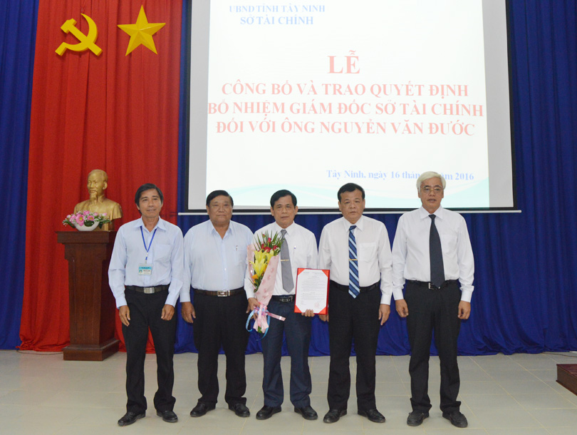 Trao Quyết định bổ nhiệm Giám đốc Sở Tài chính Tây Ninh