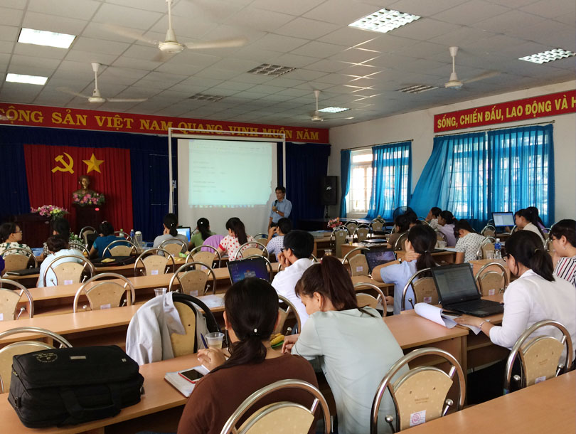 Sở Tài chính Tây Ninh tổ chức tập huấn phần mềm Kế toán ngân sách xã (6.5) cho các xã, phường, thị trấn.