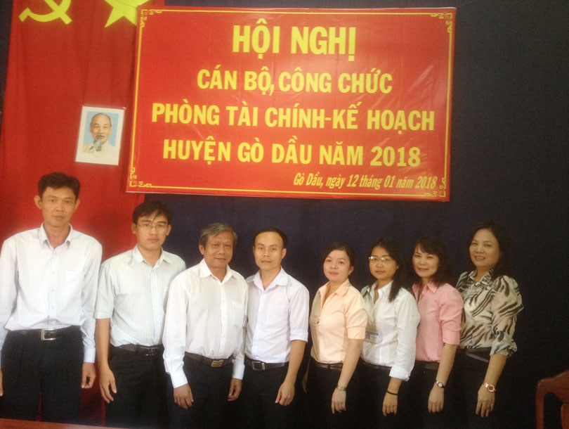 Phòng Tài chính – Kế hoạch huyện Gò Dầu tổ chức Hội nghị cán bộ công chức năm 2018