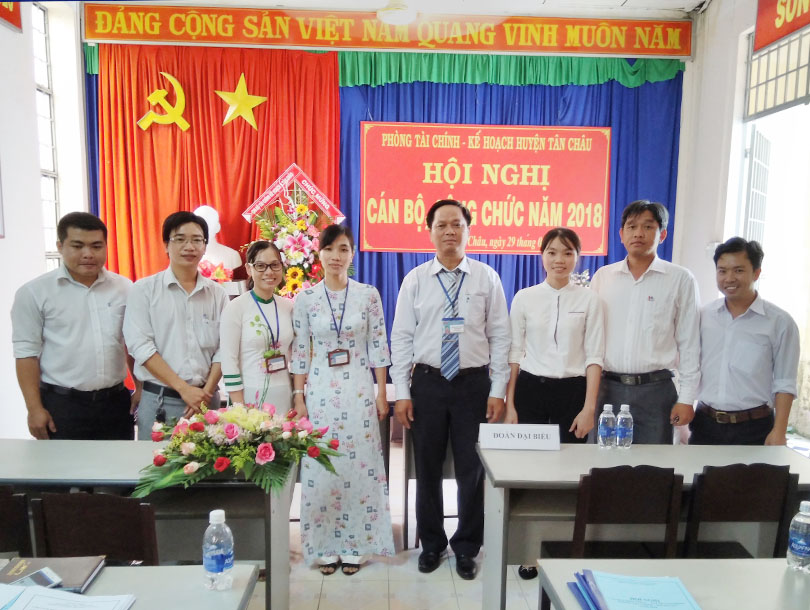 Hội nghị cán bộ, công chức phòng Tài chính – Kế hoạch huyện Tân Châu