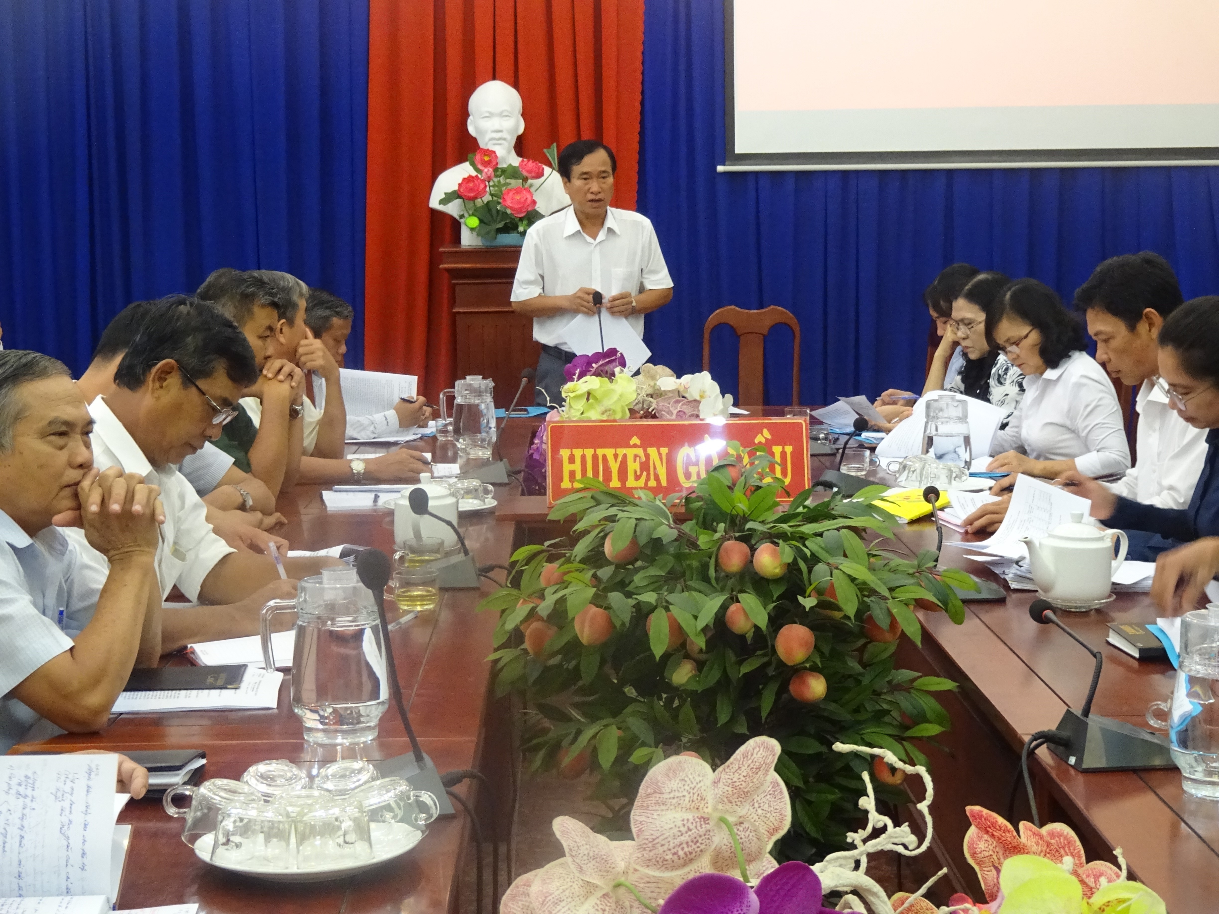 UBND huyện Gò Dầu họp định kỳ tháng 6 năm 2020