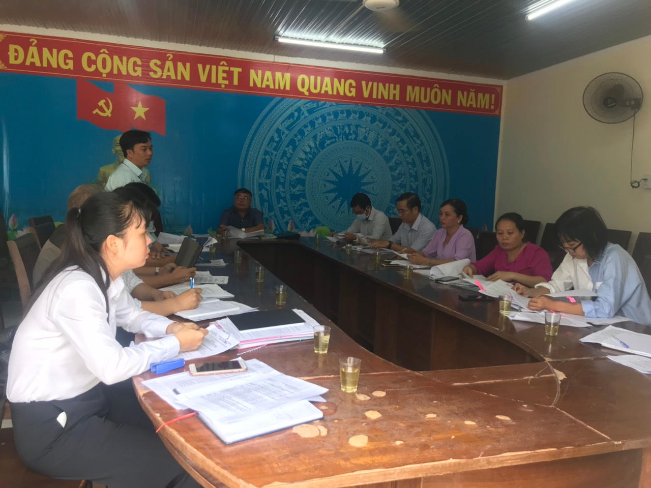 Phòng Tài chính - Kế hoạch huyện Dương Minh Châu tham gia giám sát việc thu gom, xử lý rác thải bảo vệ môi trường trên địa bàn 
