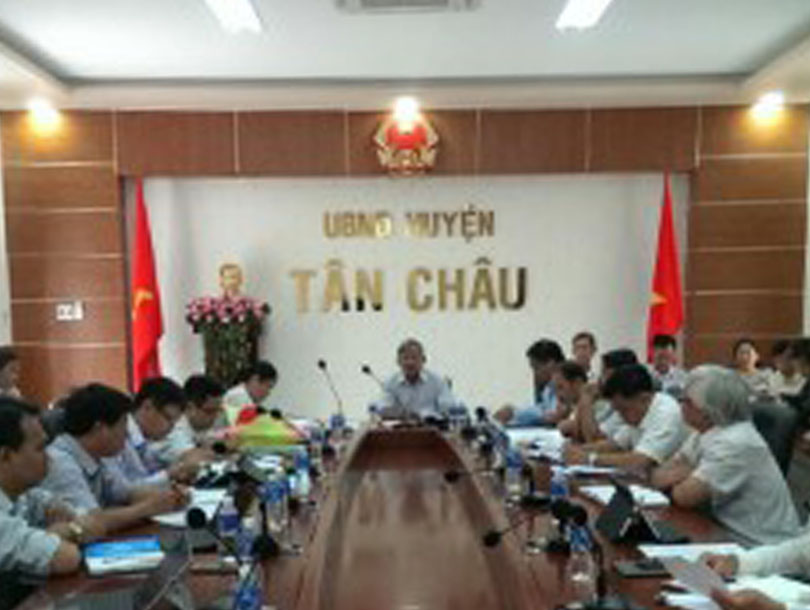 Ủy ban Nhân dân huyện Tân Châu họp ban chỉ đạo thu ngân sách
