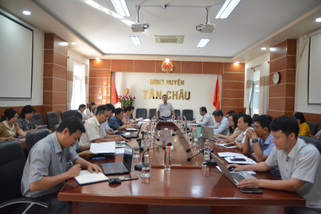 Tân Châu tổ chức thẩm tra các nội dung trình tại kỳ họp thứ chín HĐND huyện khóa VII, nhiệm kỳ 2021 – 2026
